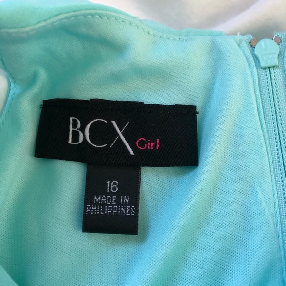 Dress - Picture 4 of 5